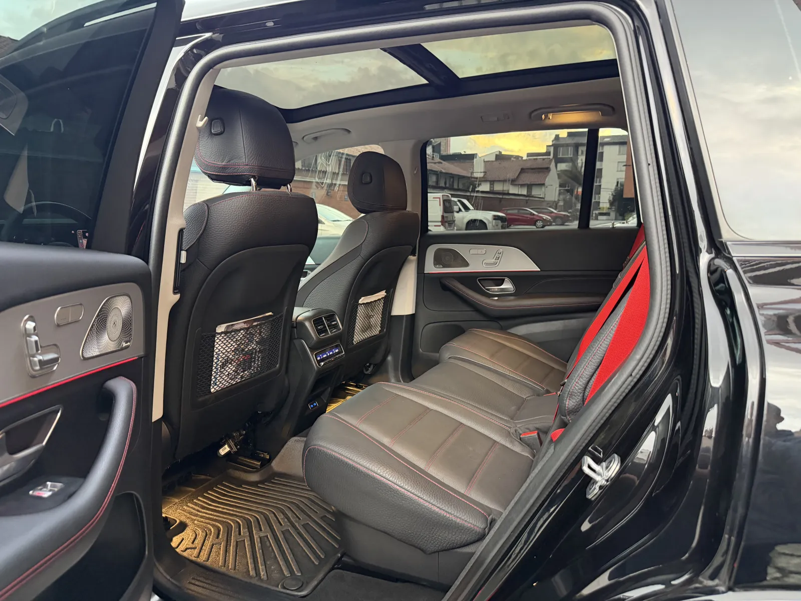 MERCEDES-BENZ GLS450 3.0 MILD HYBRID 2026