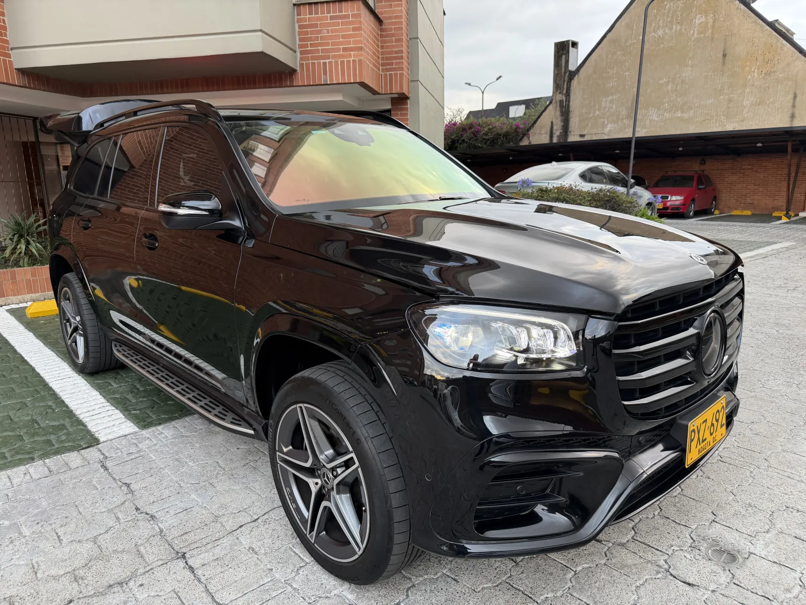 MERCEDES-BENZ GLS450 3.0 MILD HYBRID 2026