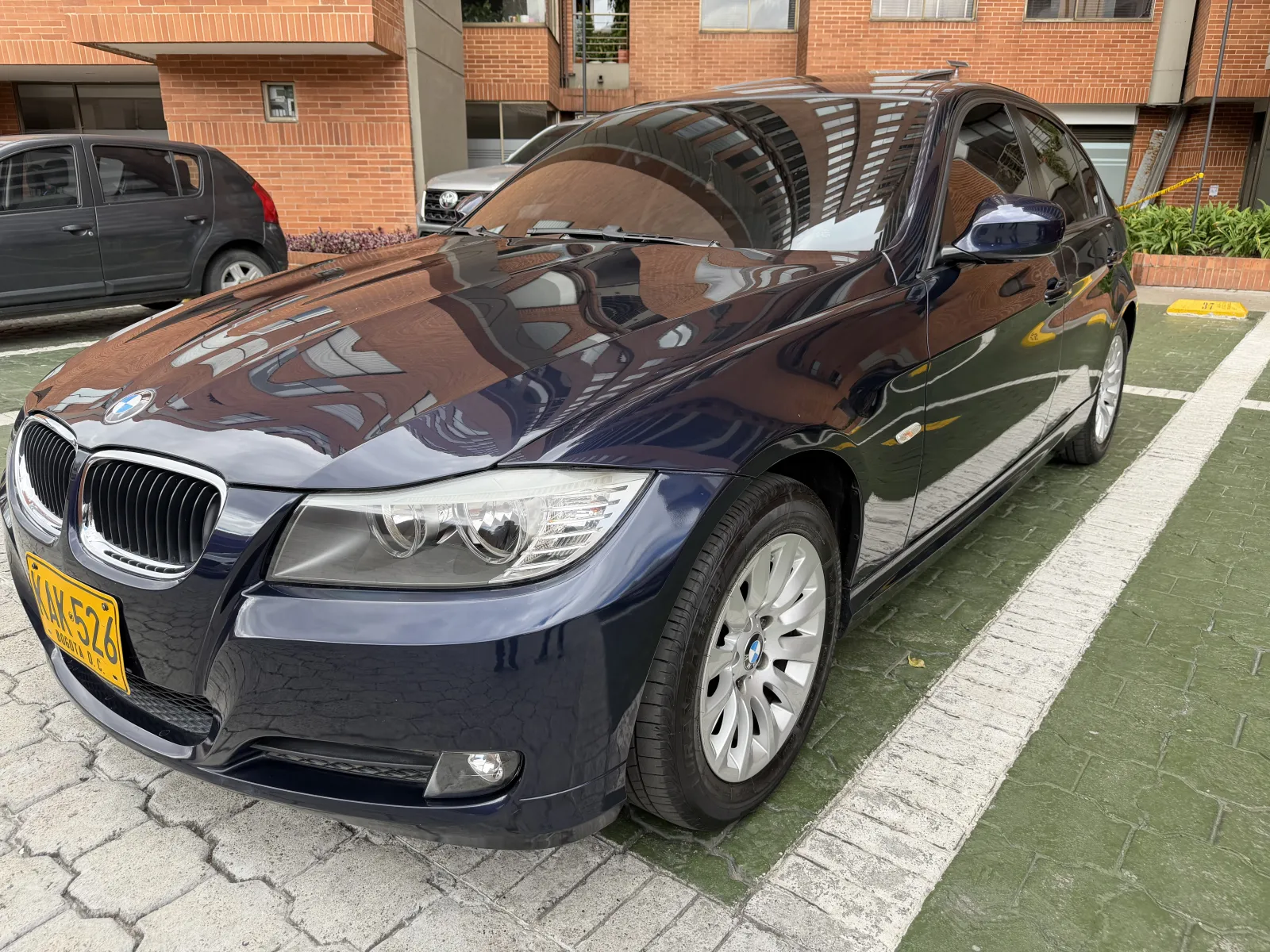 BMW 318i 2010