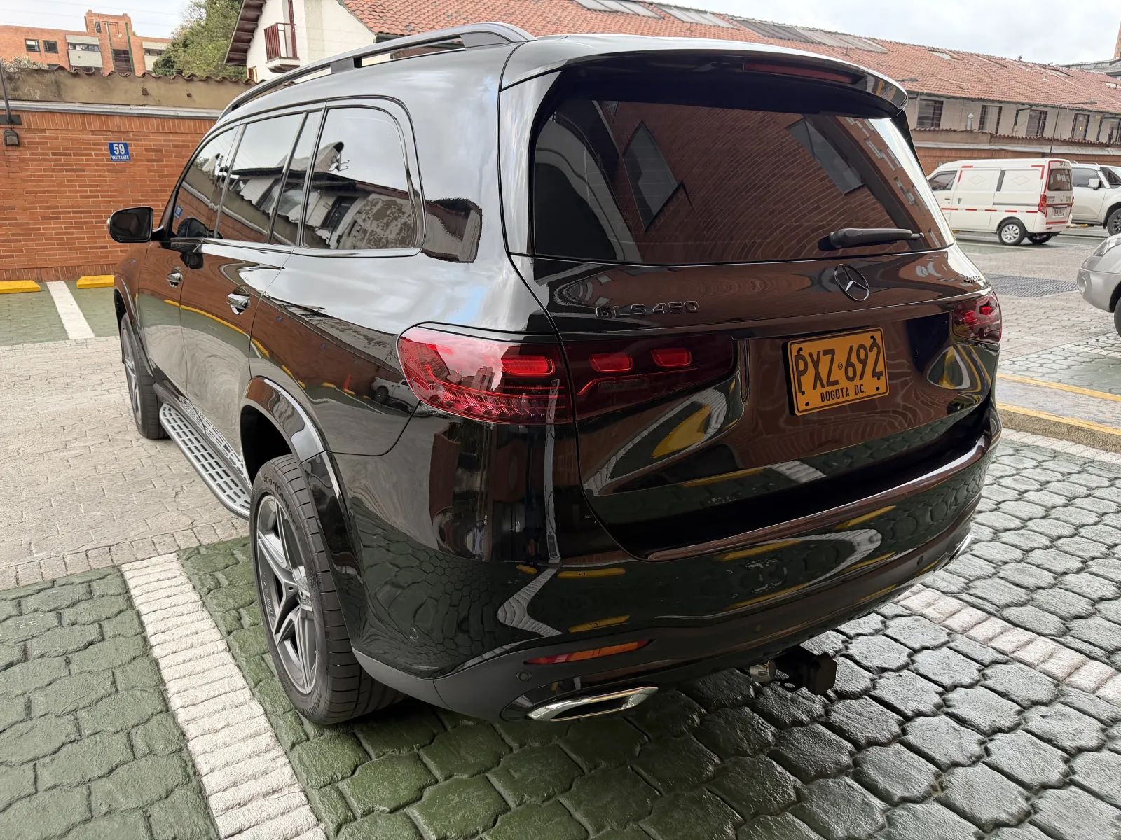 MERCEDES-BENZ GLS450 3.0 MILD HYBRID 2026