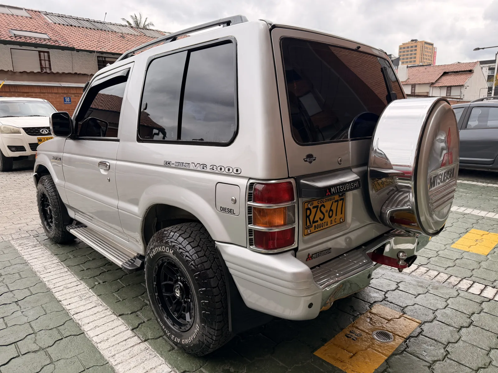 MITSUBISHI MONTERO 3.0 HARDTOP 2010